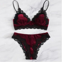 Load image into Gallery viewer, Fashion Bra Set Women Underwear V-Neck Floral Embroidered Push Up Lace Lingerie Set Black Crop Top And Panties Set Dropship *S